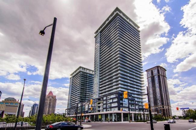 Square One Fully Furnished Suite Μισισάουγκα Δωμάτιο φωτογραφία